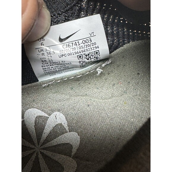 Nike Air VaporMax 2020 Flyknit Dark Gray Women’s Size 6‎ -CJ6741003 - Picture 9 of 10